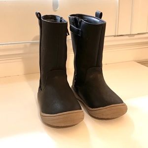 Cat & Jack black boots side zip size 6 Toddler